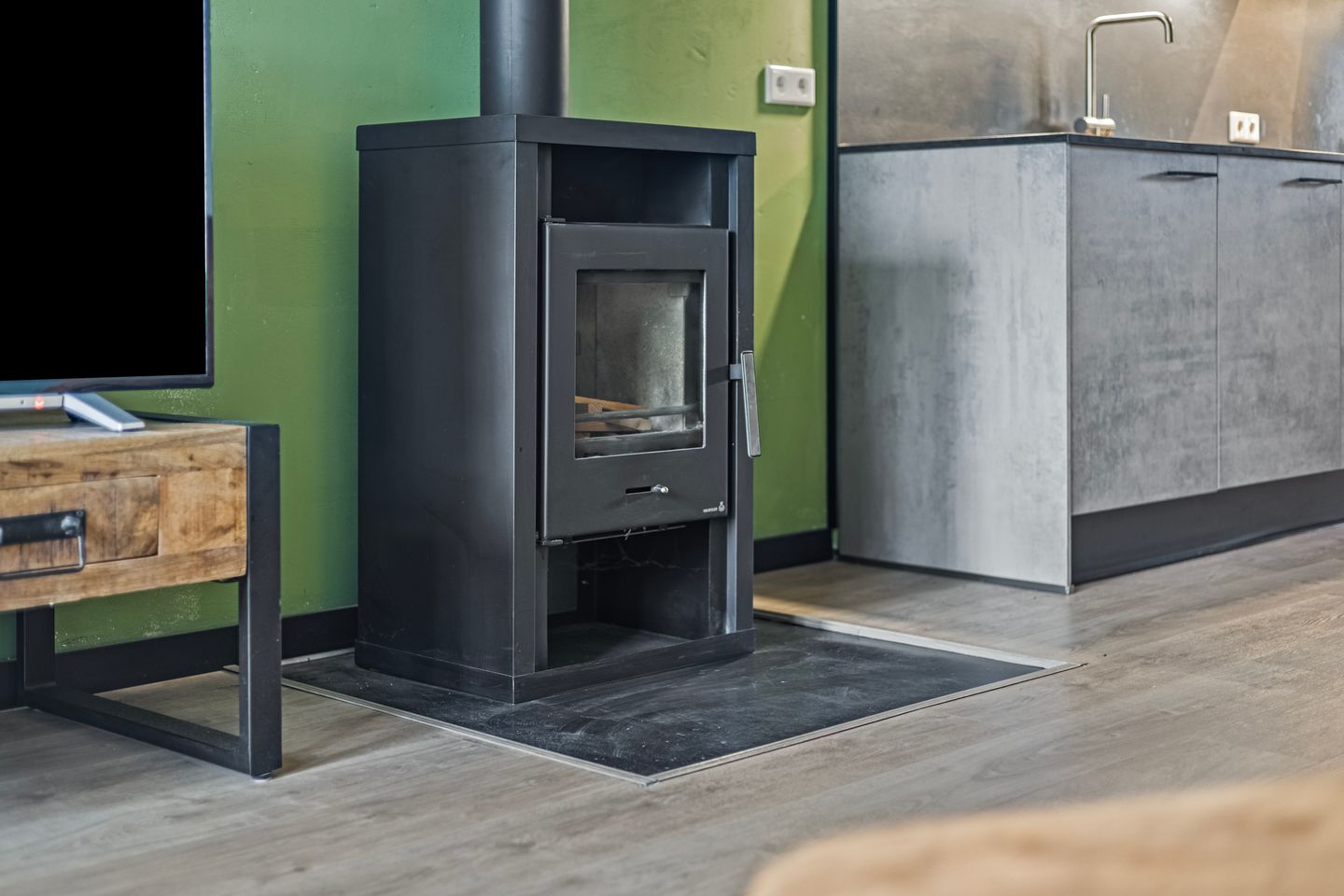 Foto 25 van Rhebruggenstraat 4