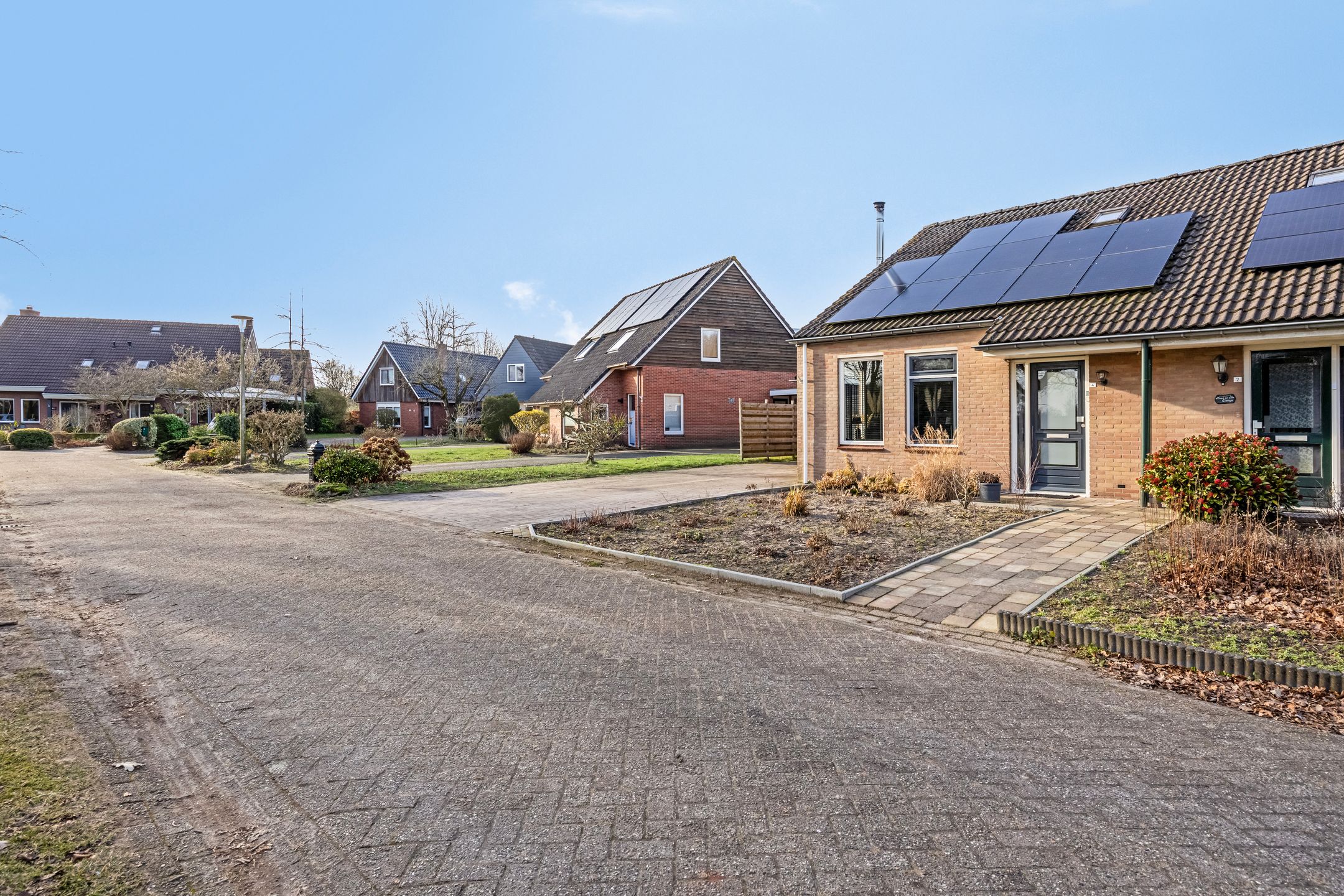 Foto 45 van Rhebruggenstraat 4