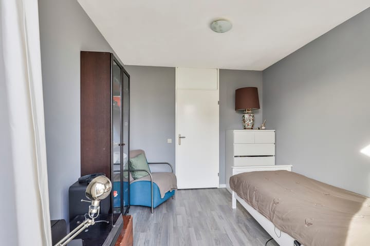 Photo 21 of Mierlostraat 13