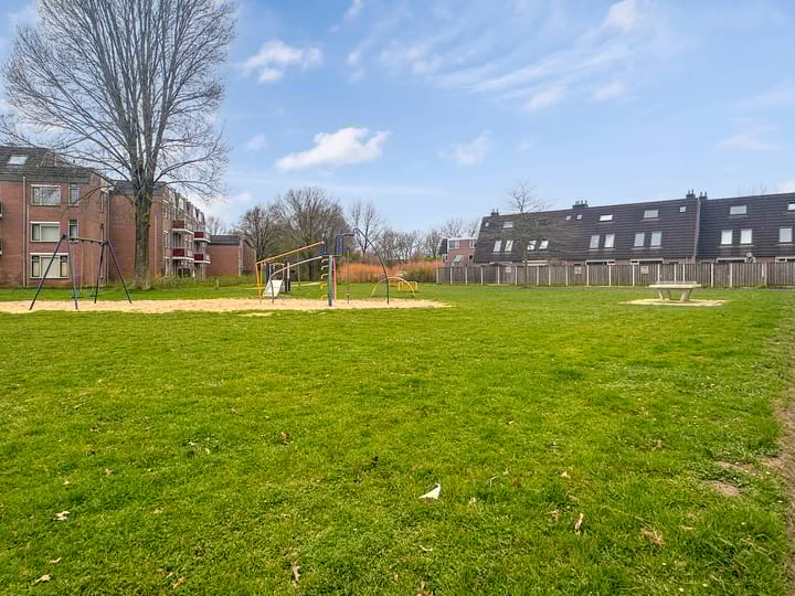 Photo 40 of Mierlostraat 13