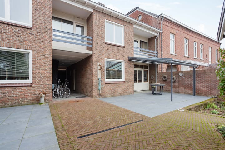 Photo 29 of Markt 9-A