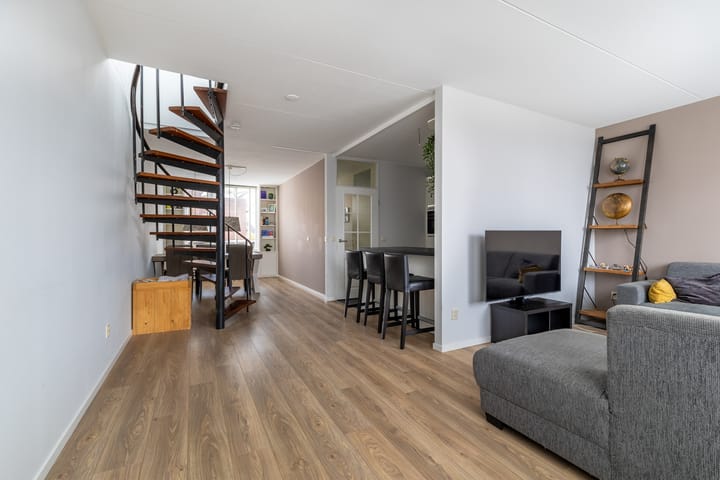 Foto 14 van Tuinbouwlaan 1-C16