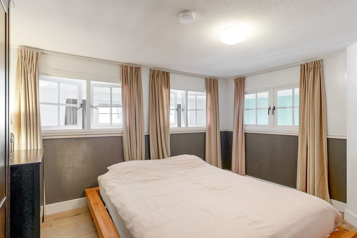 Foto 24 van Langebuurt 29-A