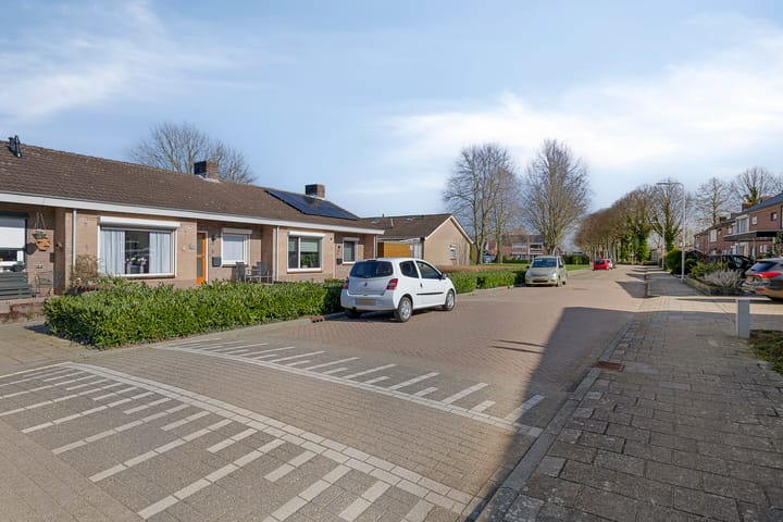 Foto 3 van Schoolstraat 56