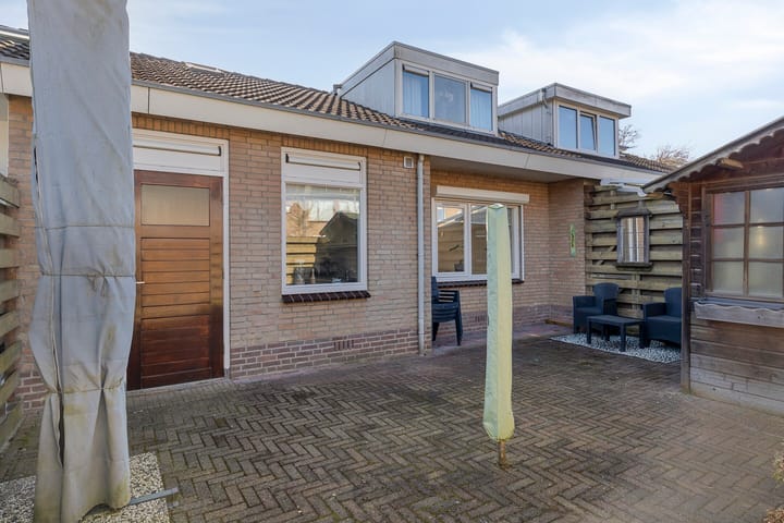 Photo 22 of Schoolstraat 56