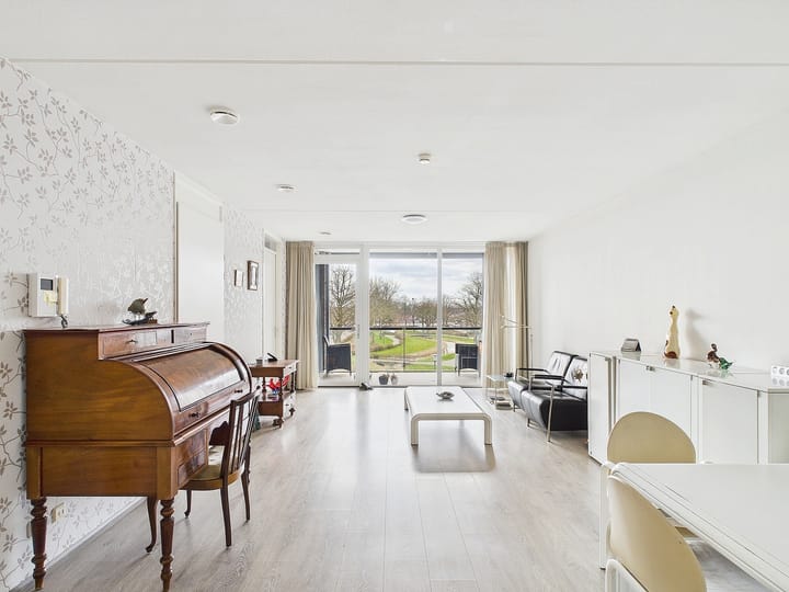 Foto 2 van Alberdingk Thijmstraat 75