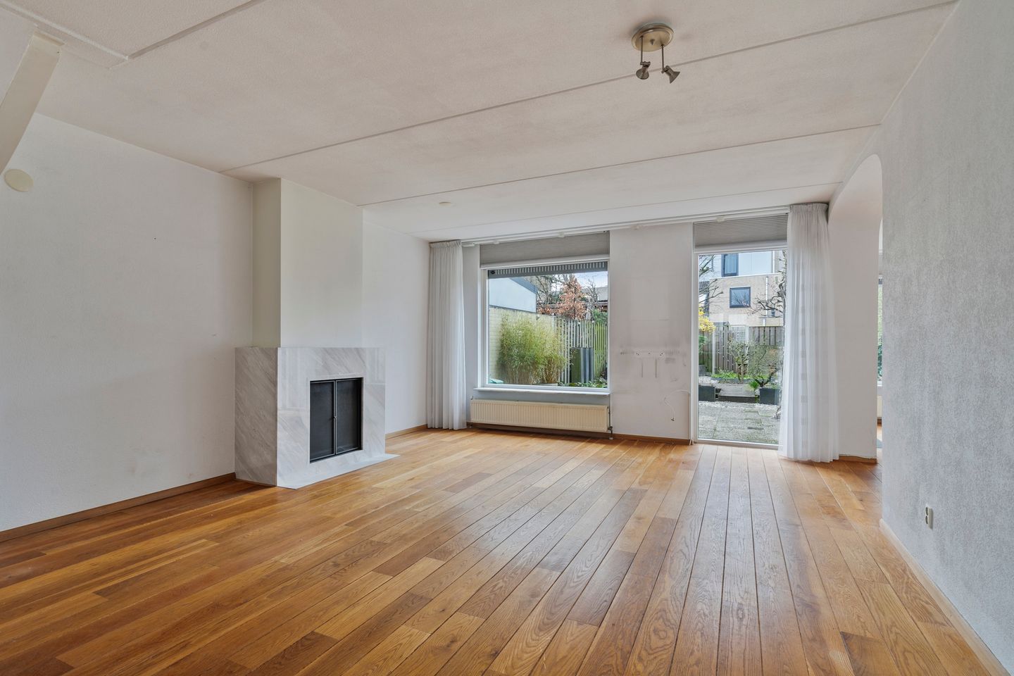 Foto 10 van I.K. Brunelerf 11