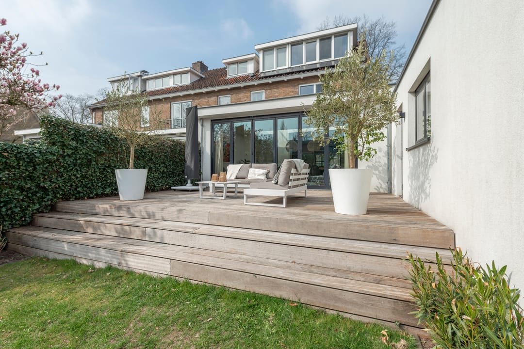 Photo 2 of van Ostadelaan 8