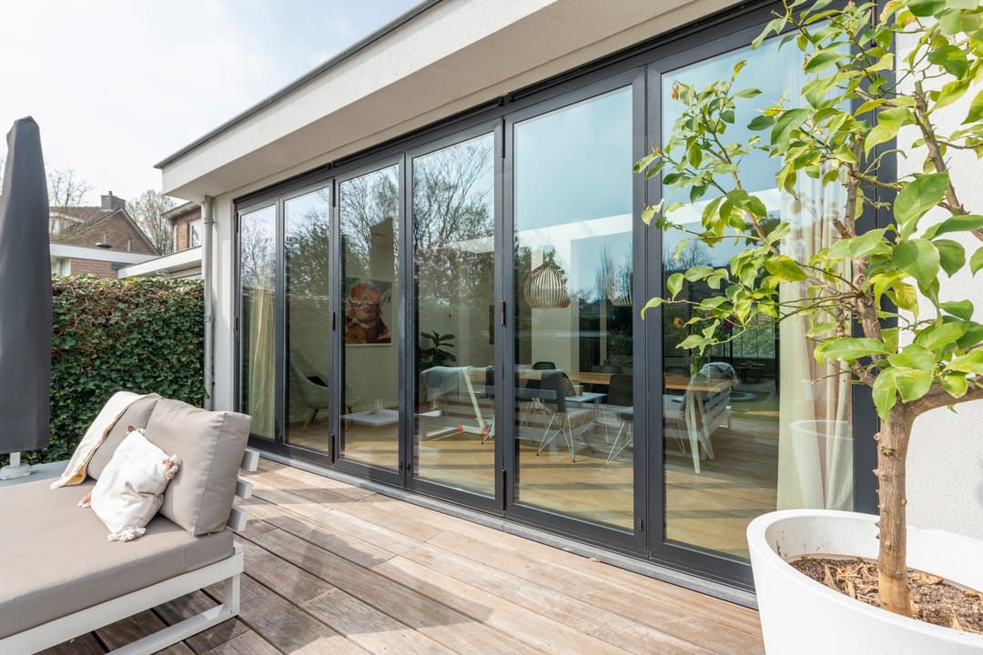 Photo 13 of van Ostadelaan 8