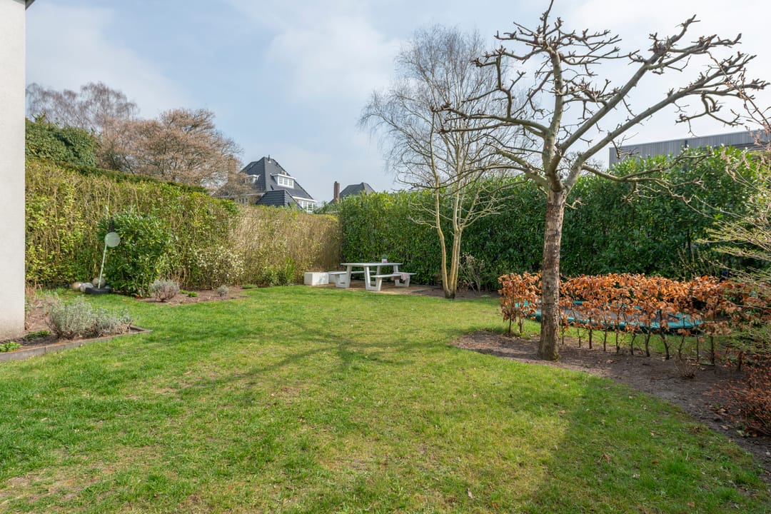 Photo 17 of van Ostadelaan 8