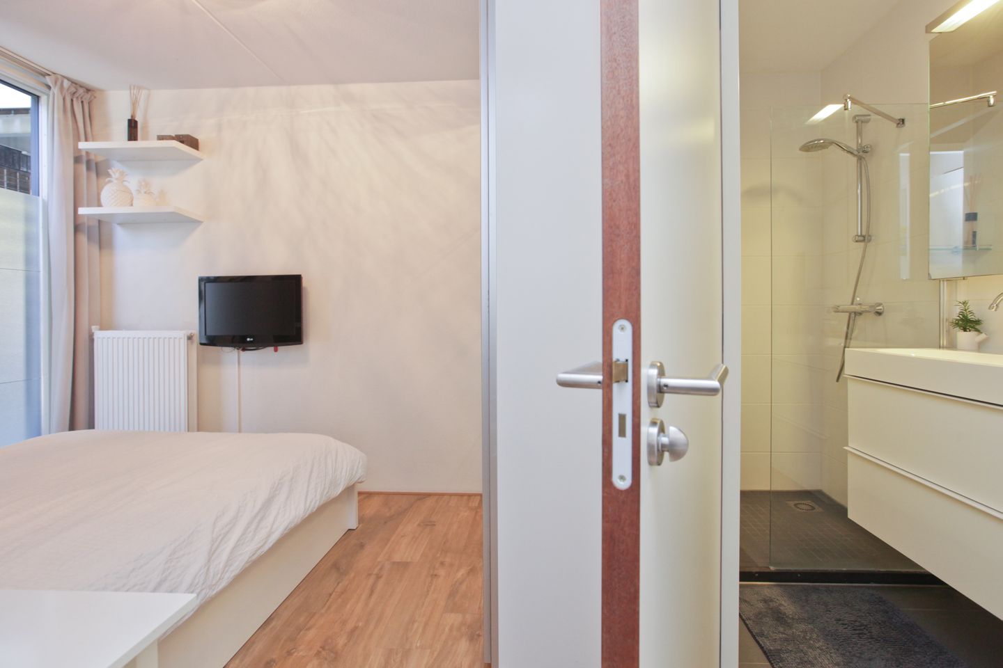 Foto 14 van Kampervest 23