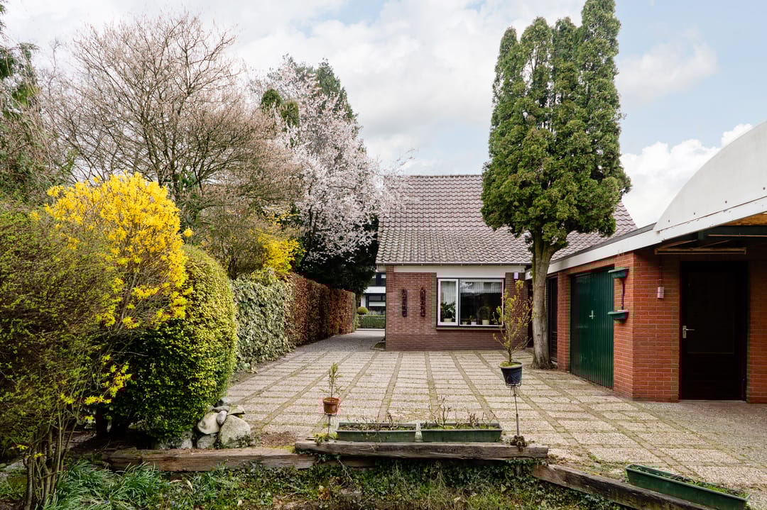 Photo 56 of Vliegersvelderlaan 34