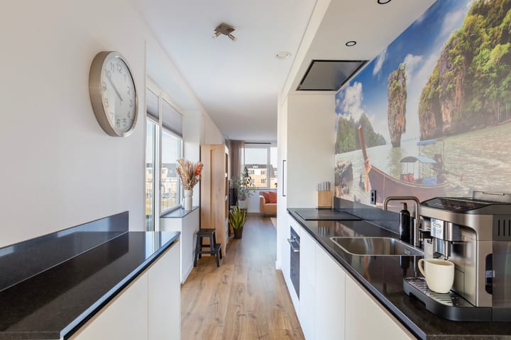 Photo 18 of Johan de Wittstraat 29