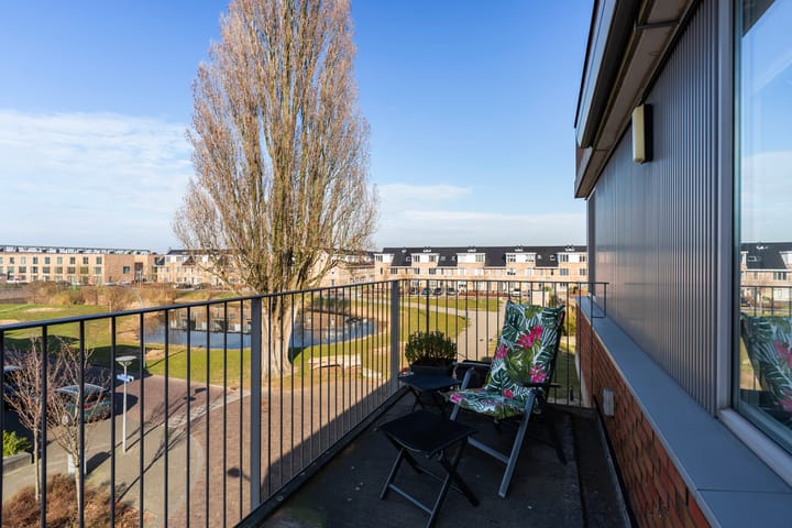 Photo 23 of Johan de Wittstraat 29