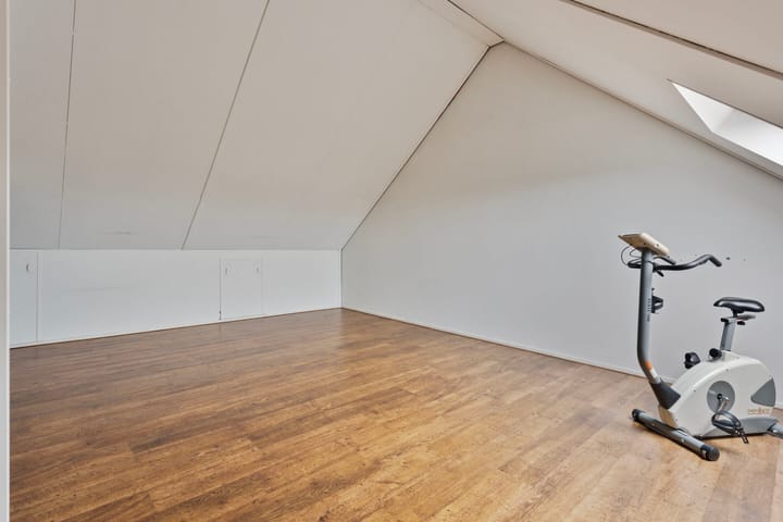 Photo 26 of Maurick 14