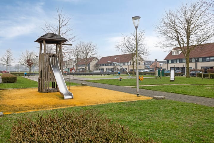 Photo 31 of Maurick 14