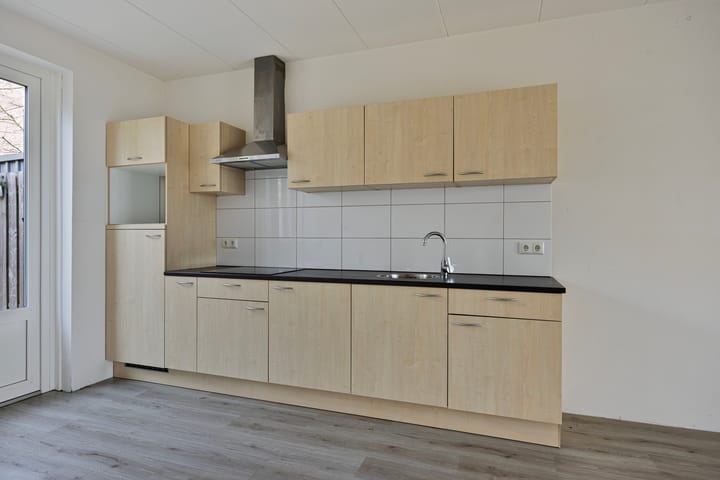 Foto 9 van Stationsplein 4