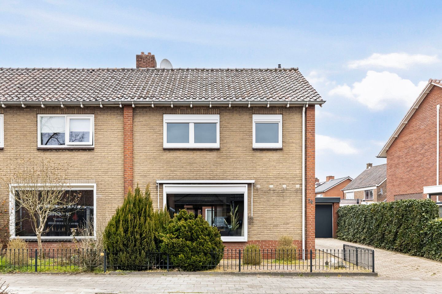 Photo 4 of Oldenzaalsestraat 54