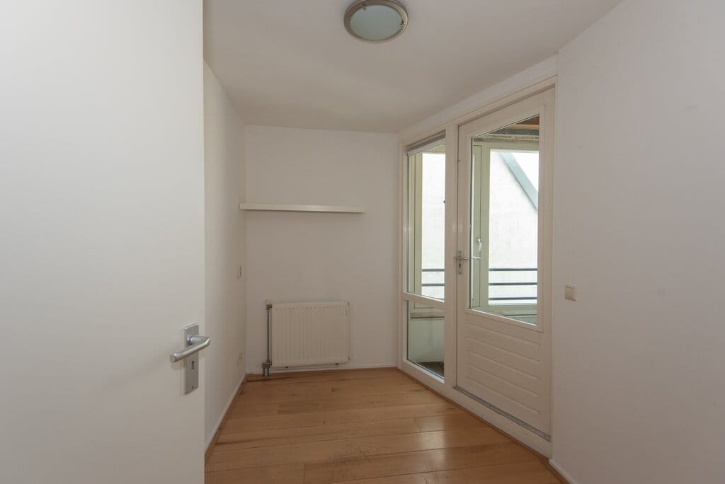 Photo 12 of Daniël Stalpertstraat 34-B