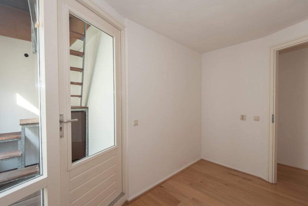 Photo 13 of Daniël Stalpertstraat 34-B