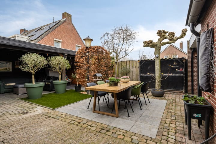 Photo 22 of St.-Janstraat 42