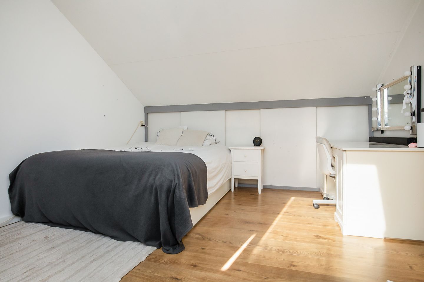 Foto 34 van Leden 16