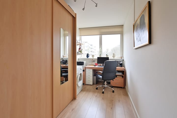 Photo 10 of Veenbesstraat 398