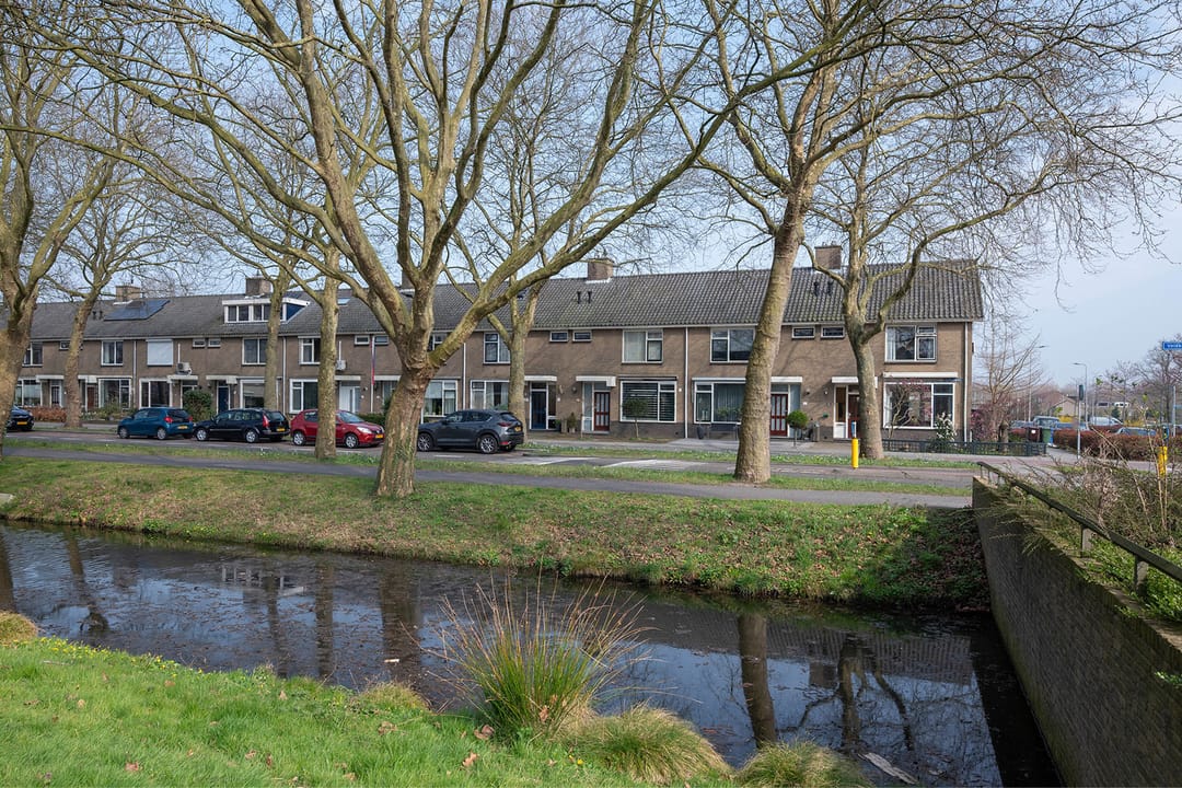 Foto 2 van Veldbloemweg 87