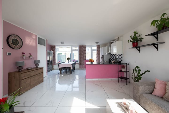 Foto 8 van Veldbloemweg 87