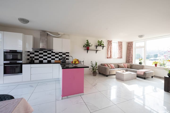 Foto 9 van Veldbloemweg 87