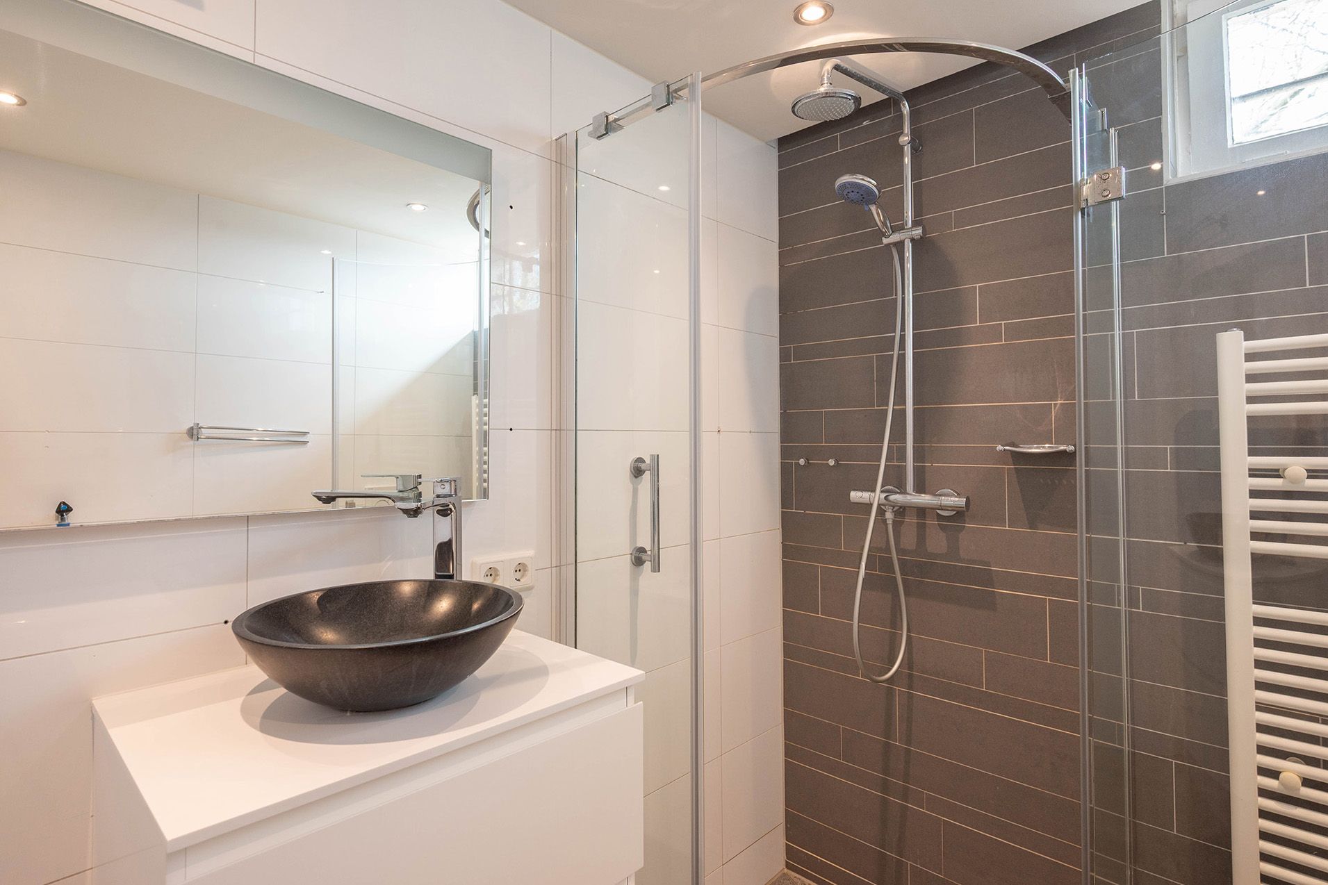 Foto 21 van Veldbloemweg 87