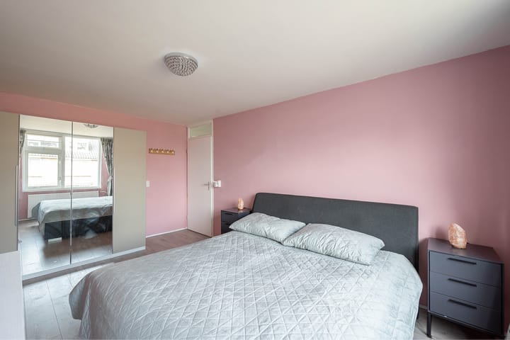 Foto 24 van Veldbloemweg 87