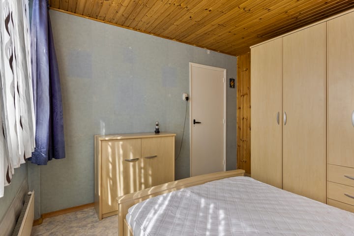 Photo 12 of Pijnboomstraat 43