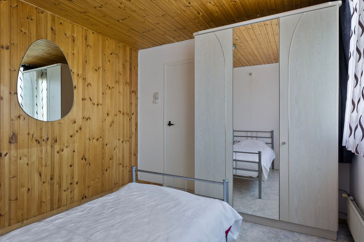 Foto 14 van Pijnboomstraat 43