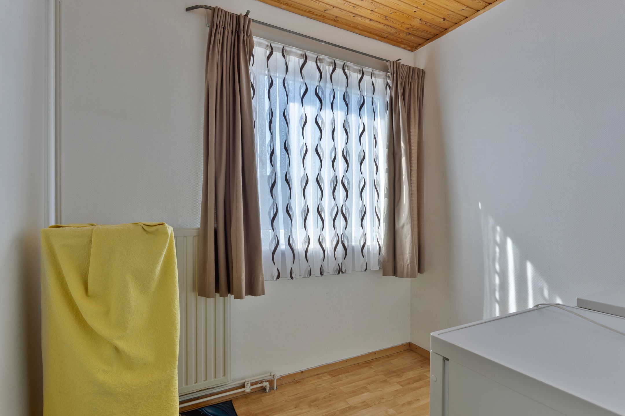 Foto 15 van Pijnboomstraat 43