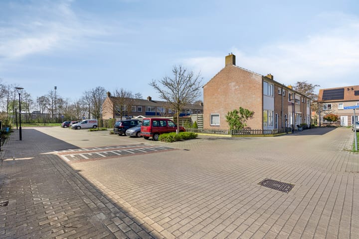 Photo 20 of Pijnboomstraat 43
