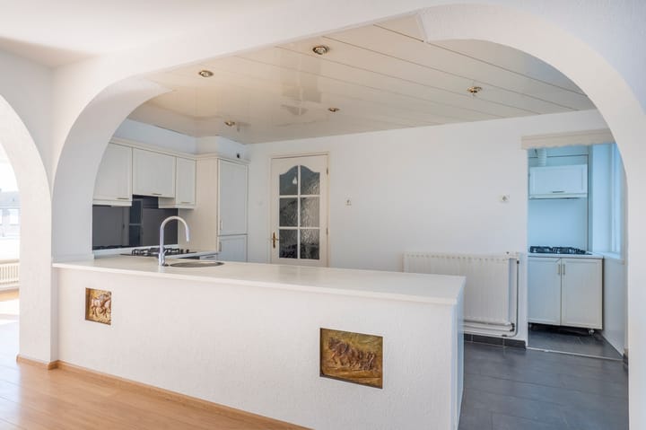 Foto 9 van Pius XII-plein 8-B