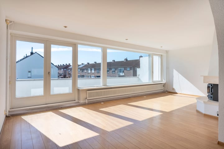 Foto 11 van Pius XII-plein 8-B