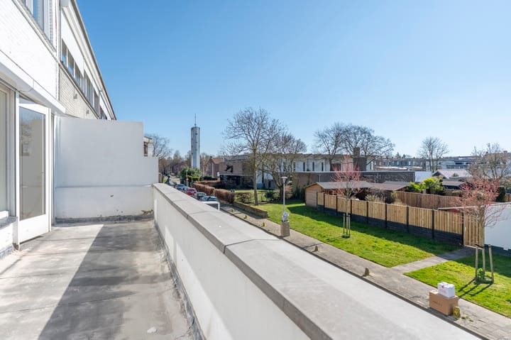 Foto 17 van Pius XII-plein 8-B