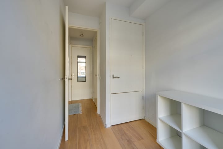 Foto 28 van Domselaerstraat 21-2