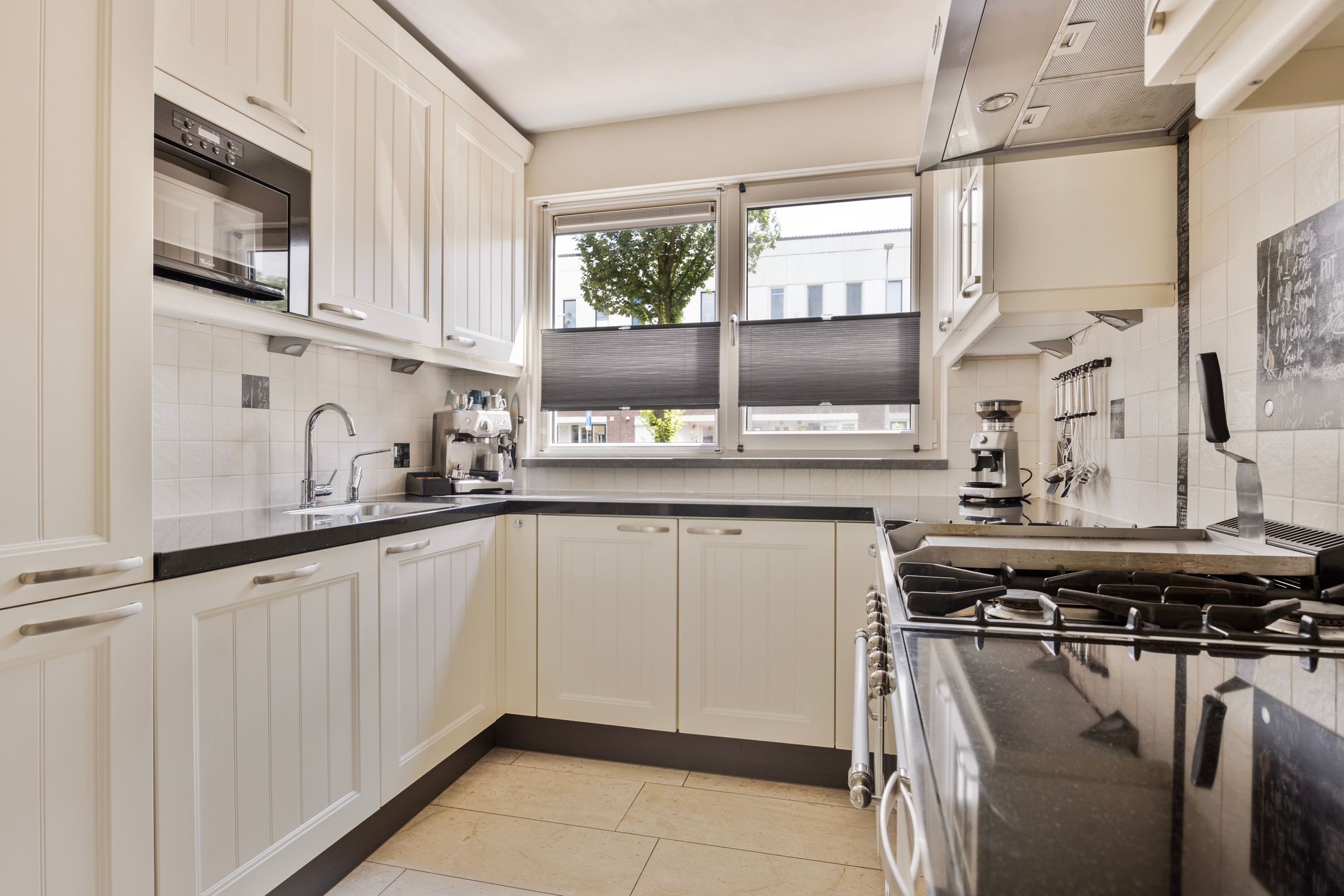 Foto 18 van Van Beethovenlaan 87