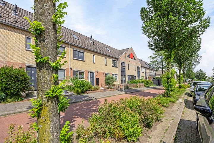 Foto 38 van Van Beethovenlaan 87