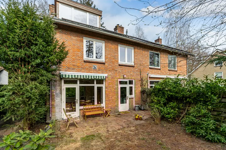 Foto 32 van Melvill van Carnbeelaan 48