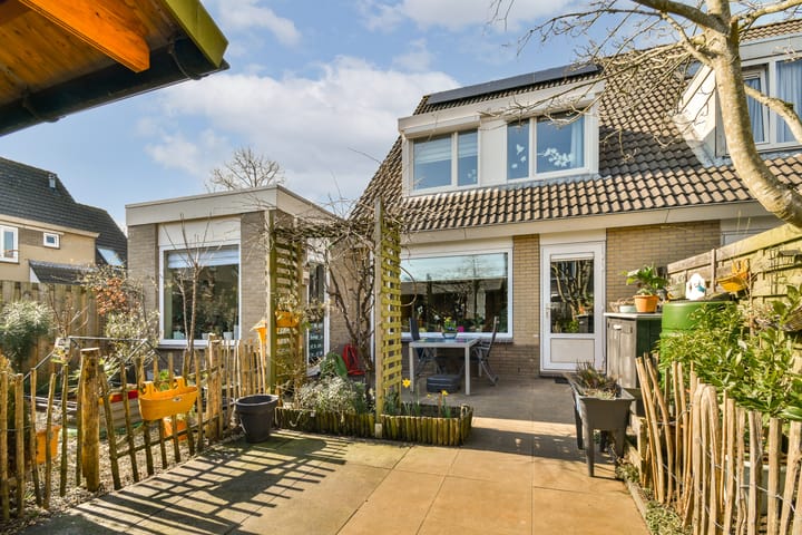 Foto 29 van Berlage-erf 145