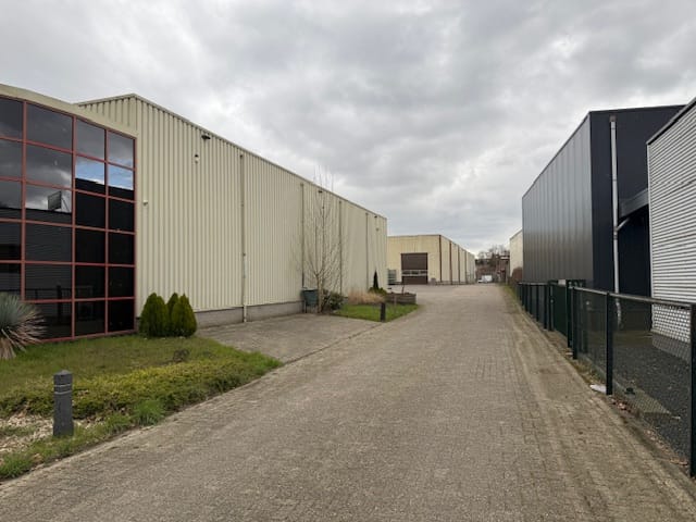 Bekijk foto 4 van Rijksweg 33