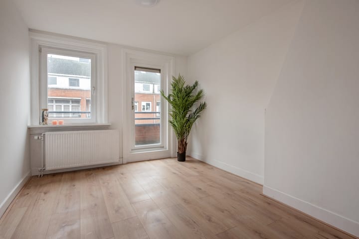 Foto 25 van Russischestraat 32-A01