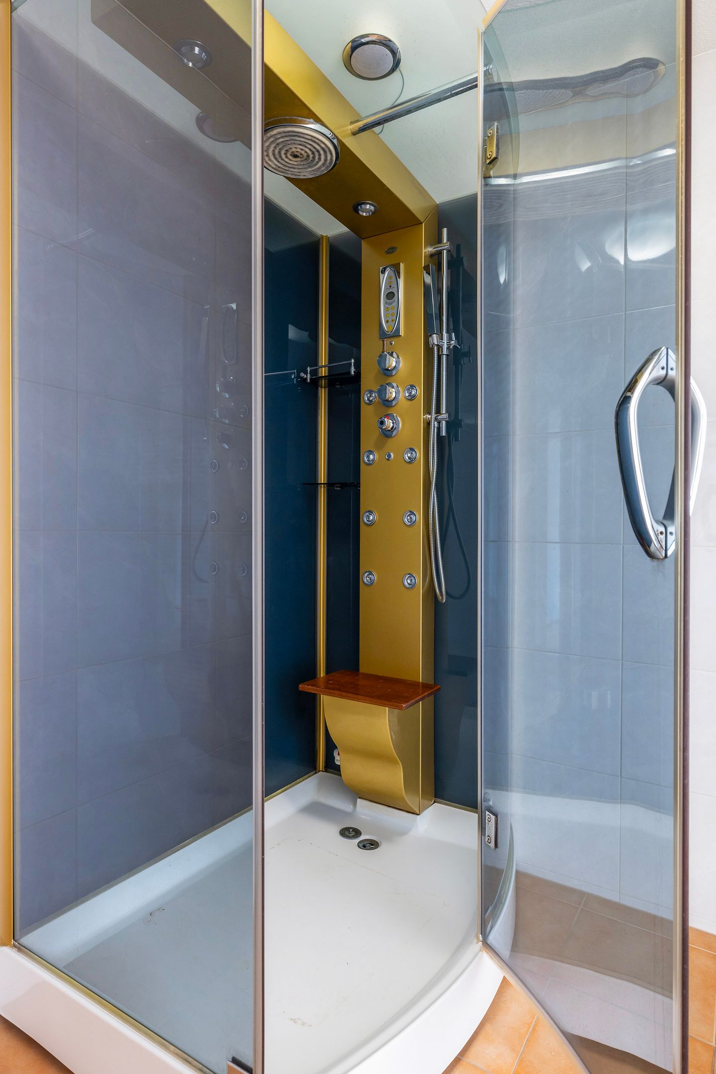 Foto 14 van Weeshuislaan 123