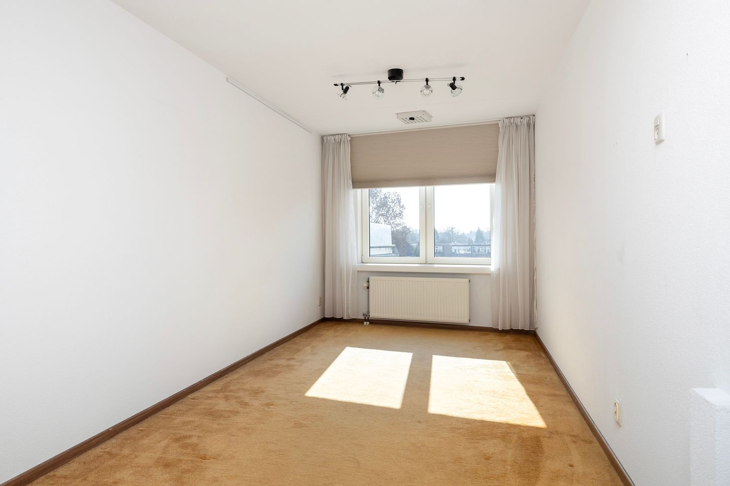 Foto 10 van Weeshuislaan 123