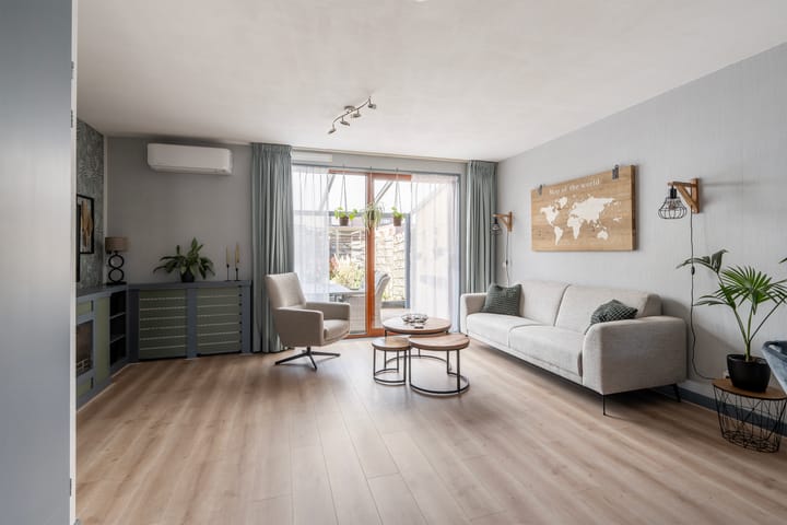 Foto 2 van van De Spiegelstraat 122