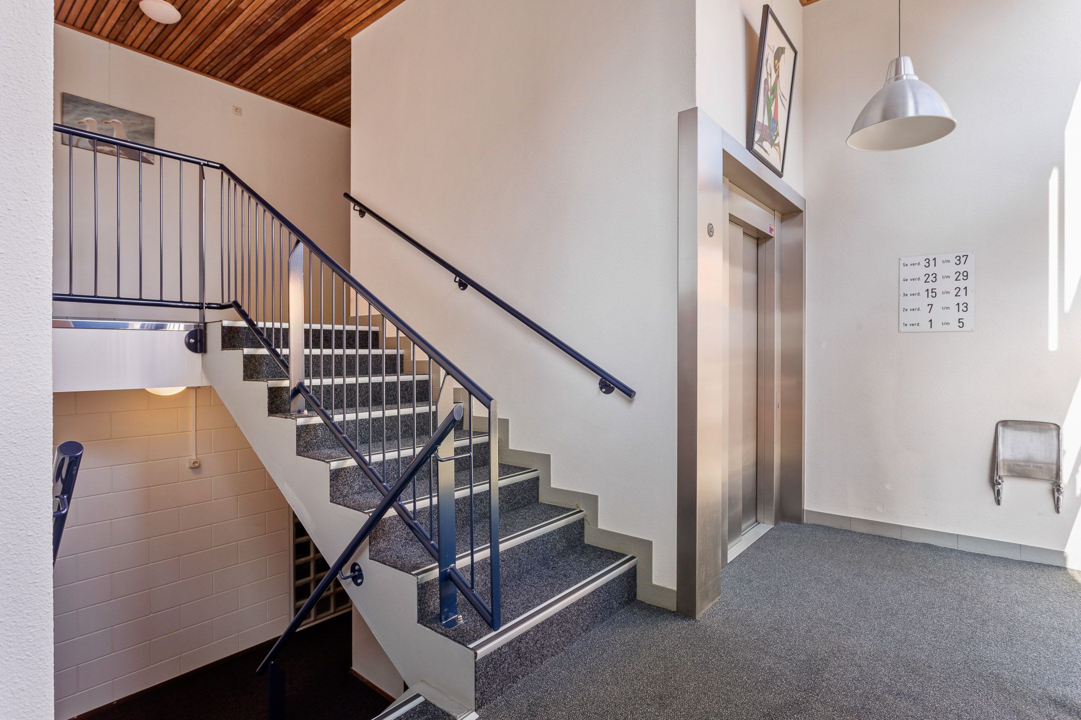 Photo 3 of Somerset 29